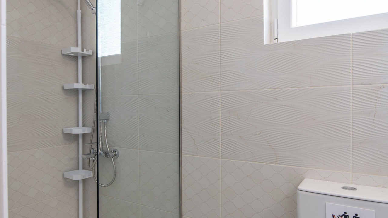 Photo of Bathroom in Pasalimani
