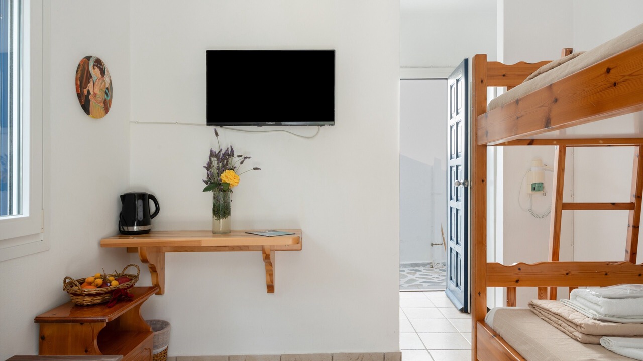 Photo of Bedroom in Aegiali