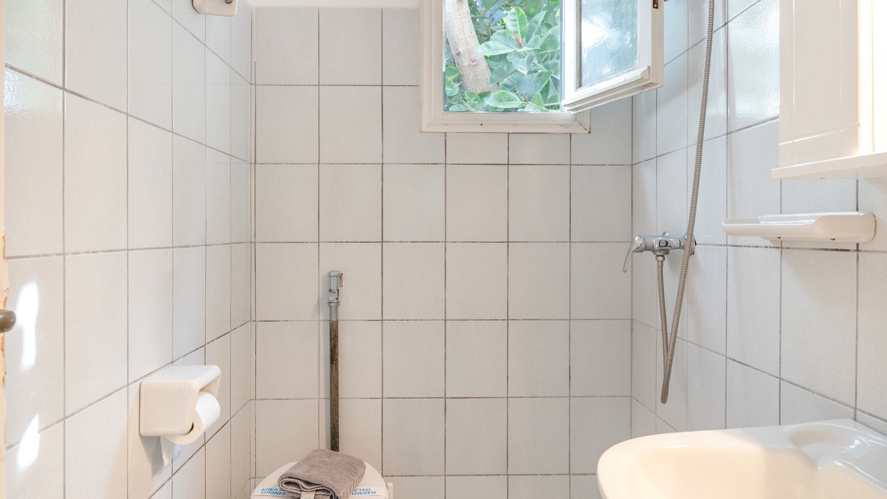 Photo of Bathroom in Aegiali