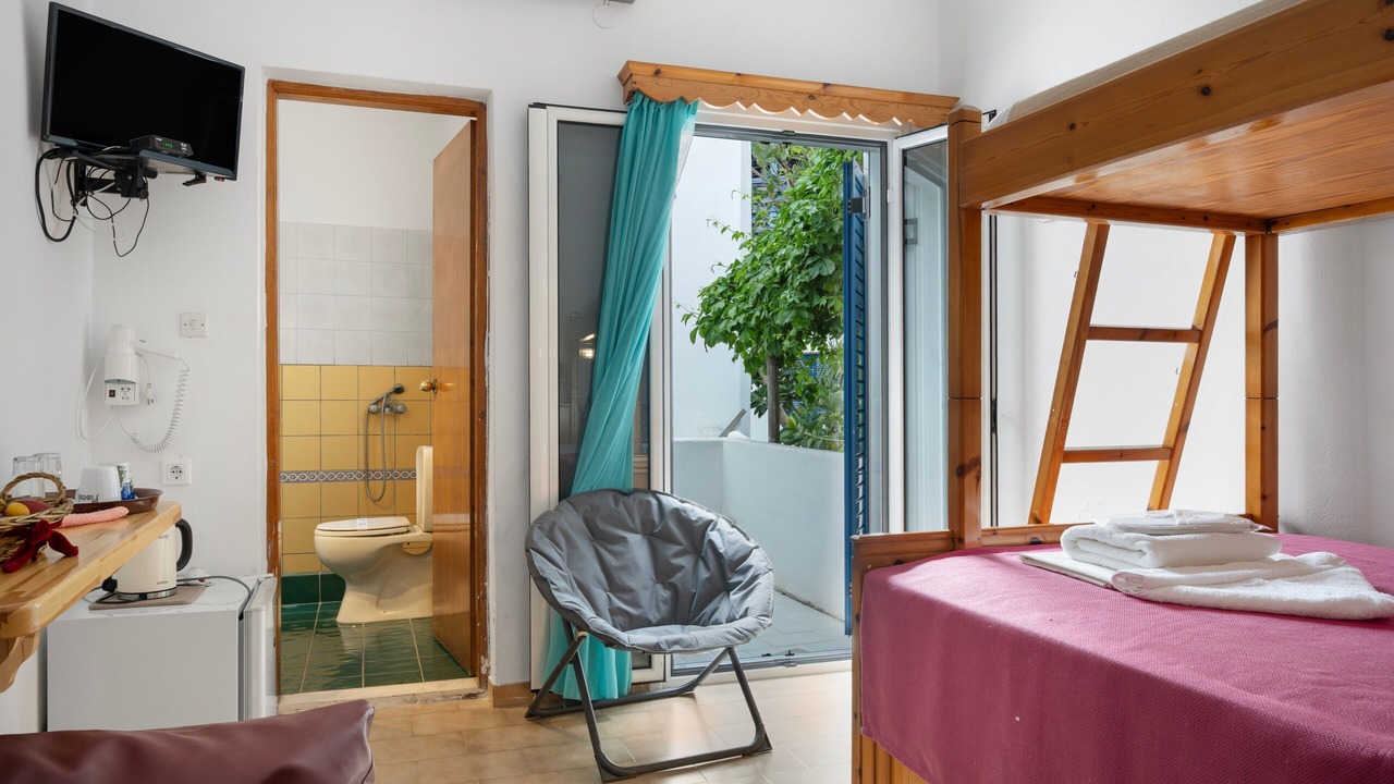 Photo of Bedroom in Aegiali