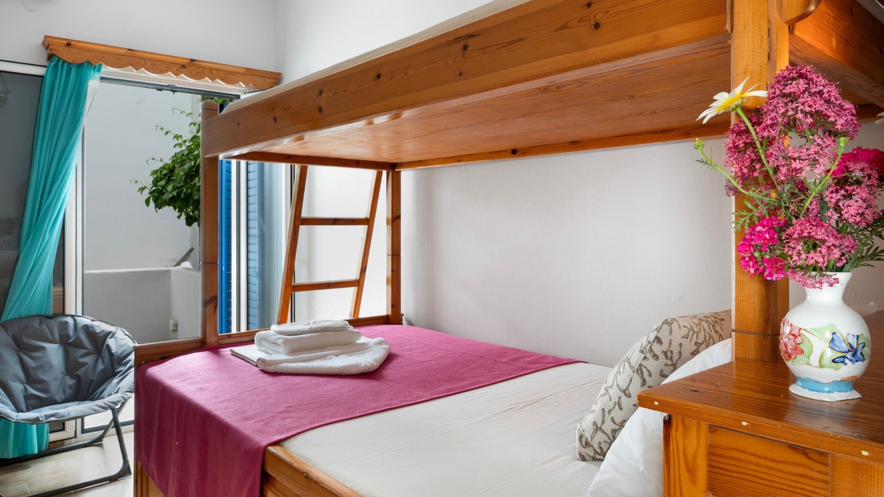 Photo of Bedroom in Aegiali