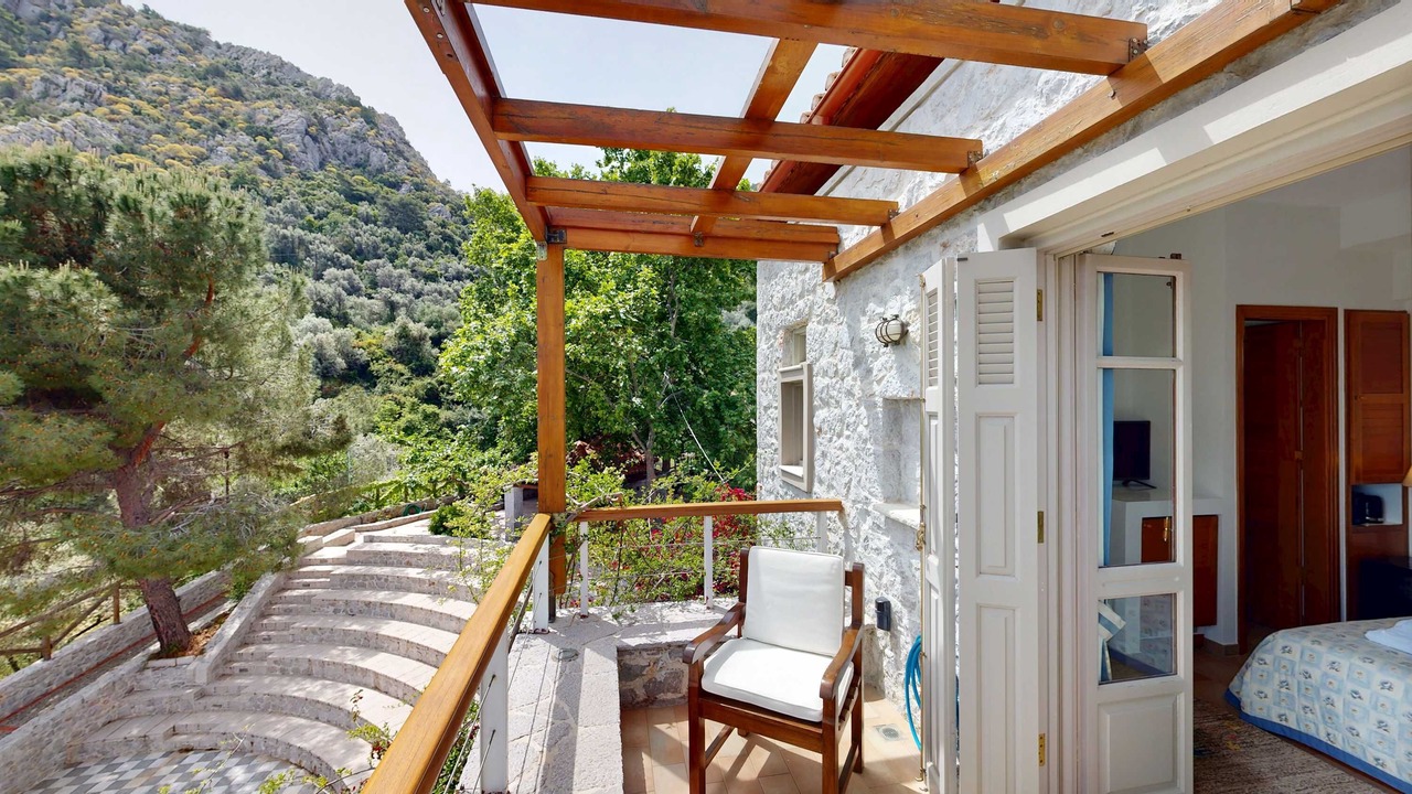 Photo of Outdoor in Melissopetra