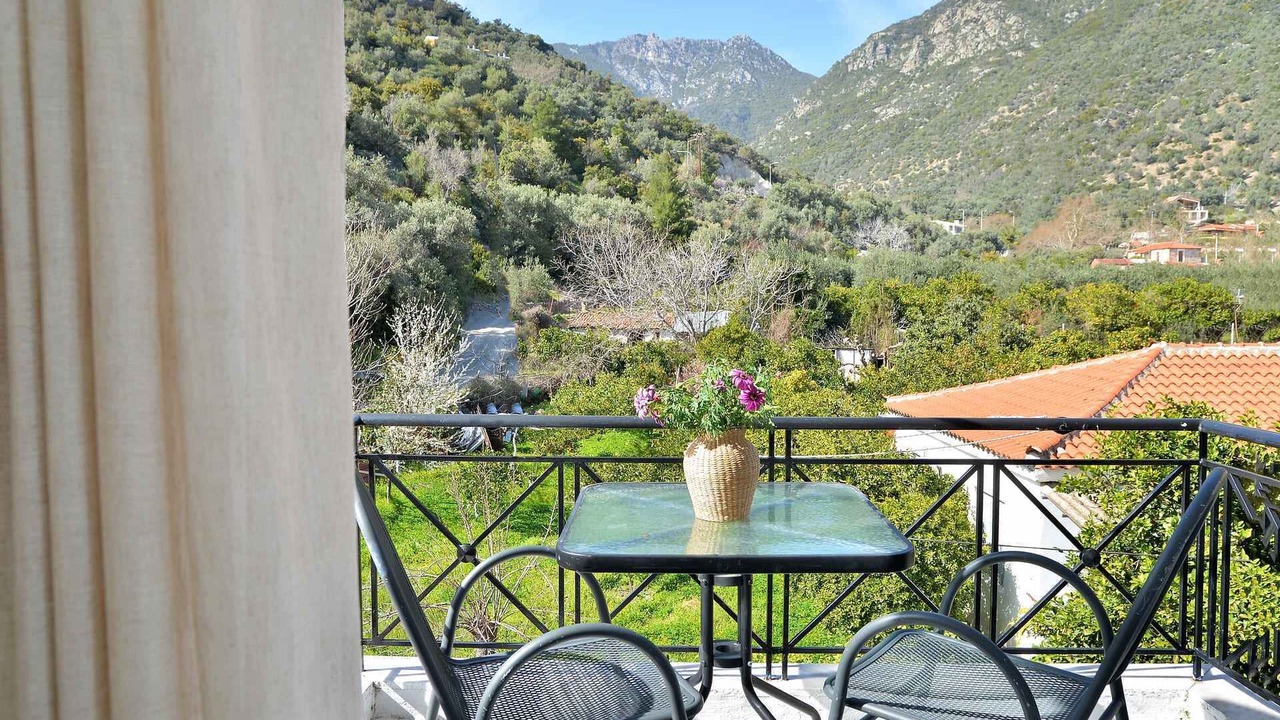 Photo of Patio Balcony in Ilia