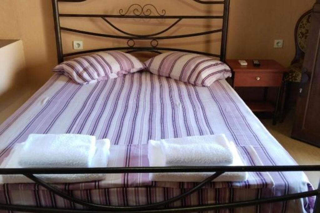 Photo of Bedroom in Omales