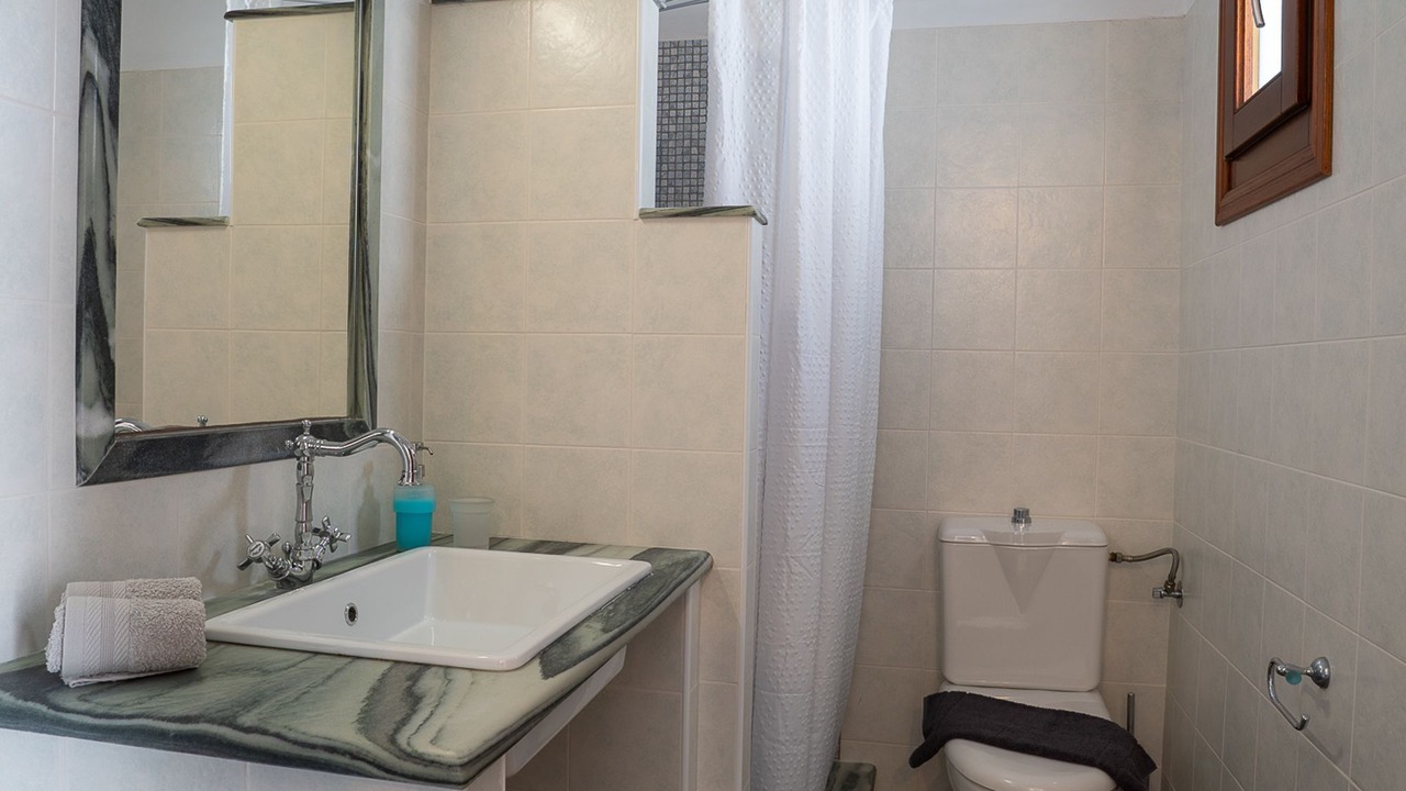 Photo of Bathroom in Platis Gialos