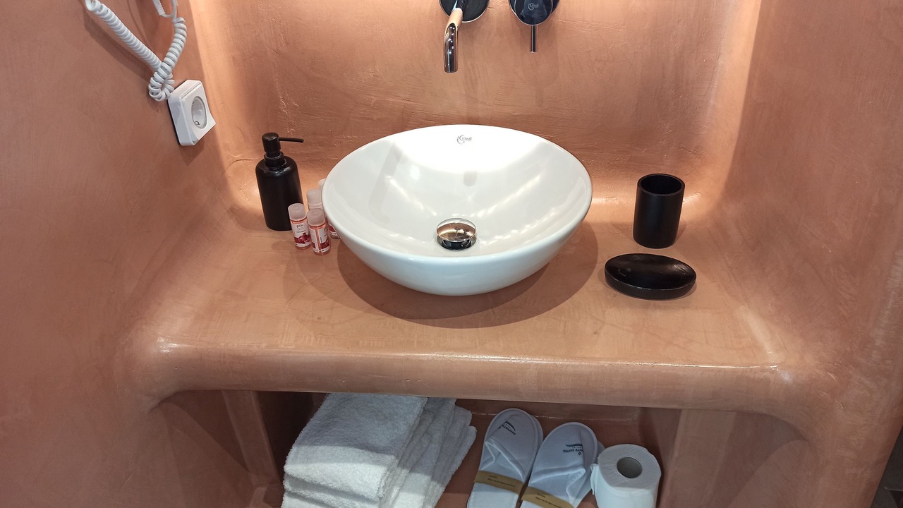 Photo of Bathroom in Vothon