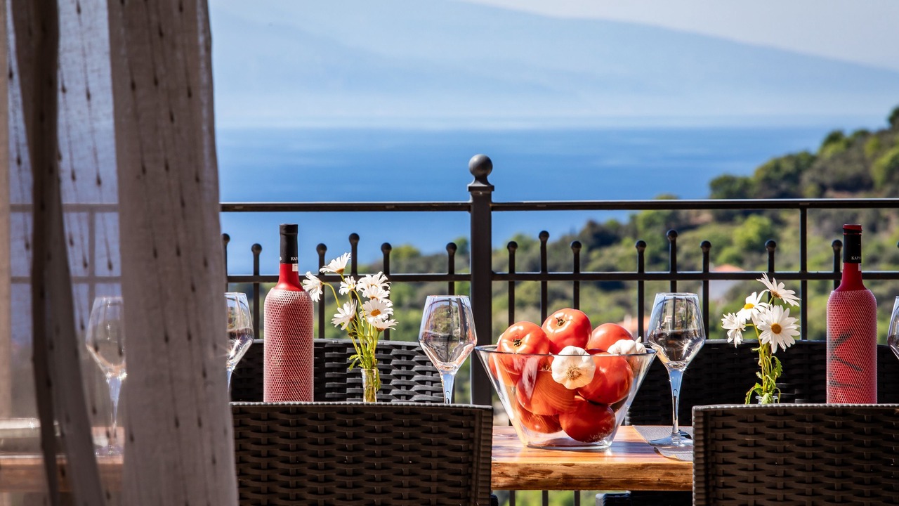 Photo of Outdoor in Glossa