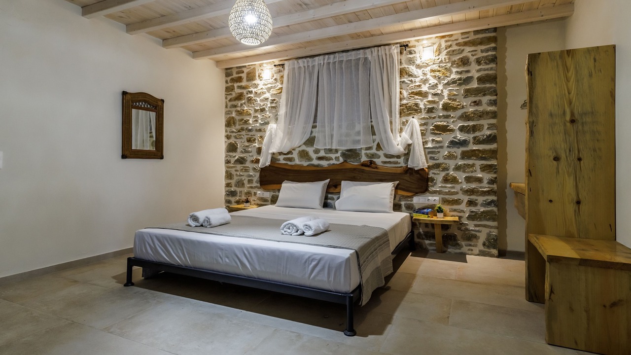 Photo of Bedroom in Glossa