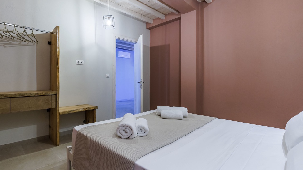 Photo of Bedroom in Glossa