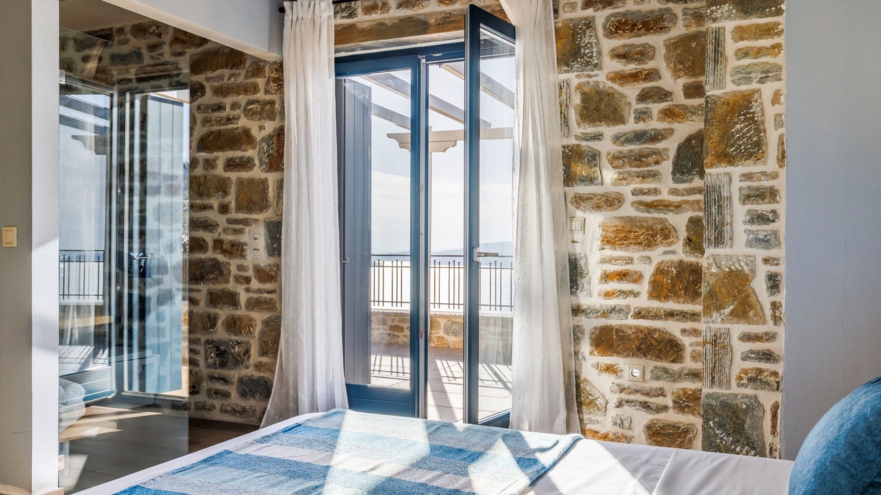 Photo of Bedroom in Glossa