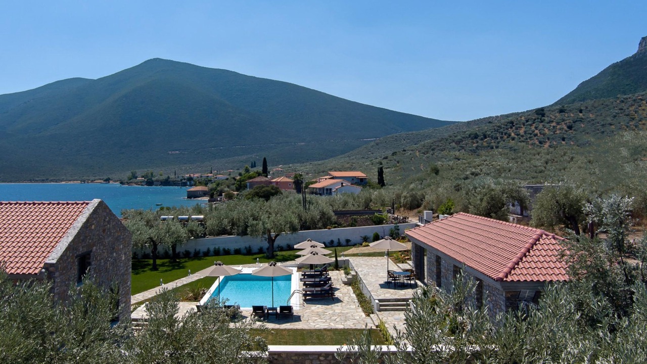 Photo of Outdoor in Sourpi