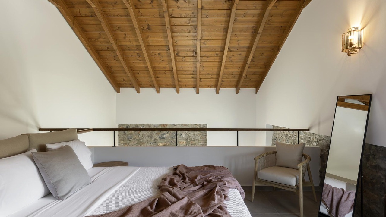 Photo of Bedroom in Sourpi