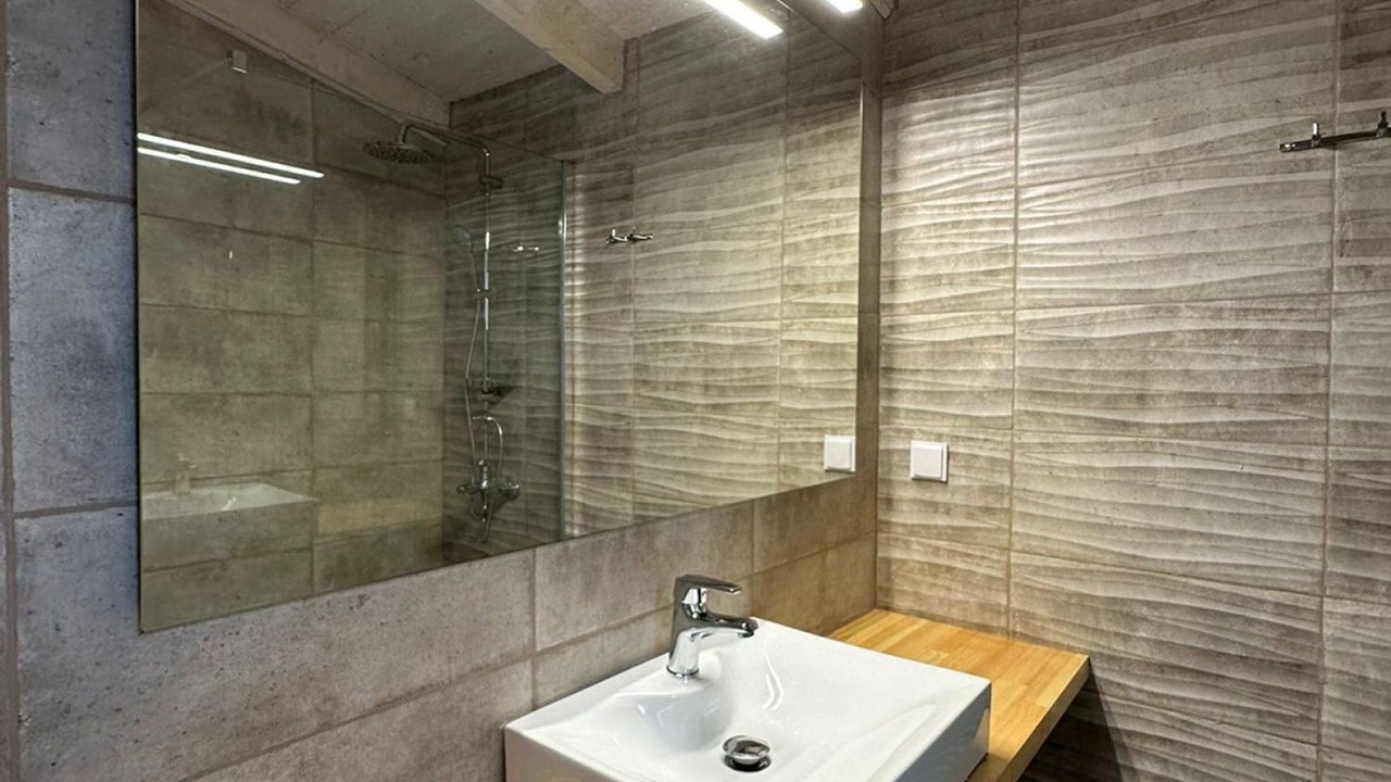 Photo of Bathroom in Frinion