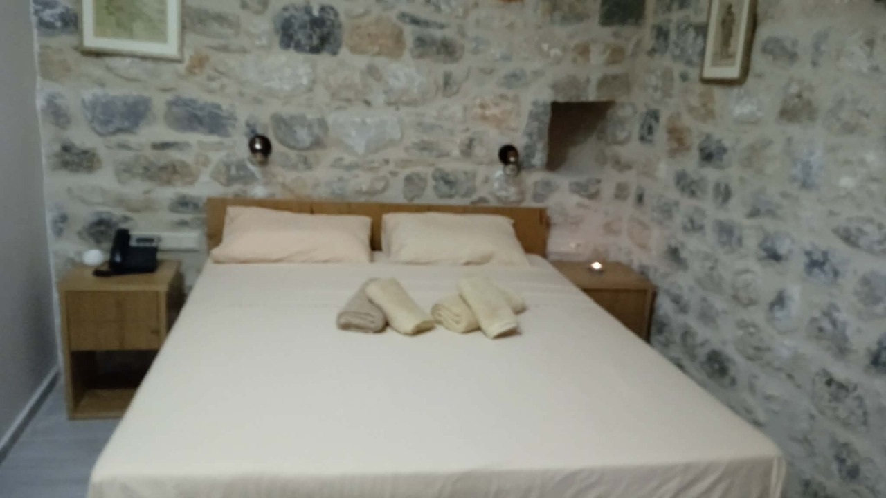 Photo of Bedroom in Omales