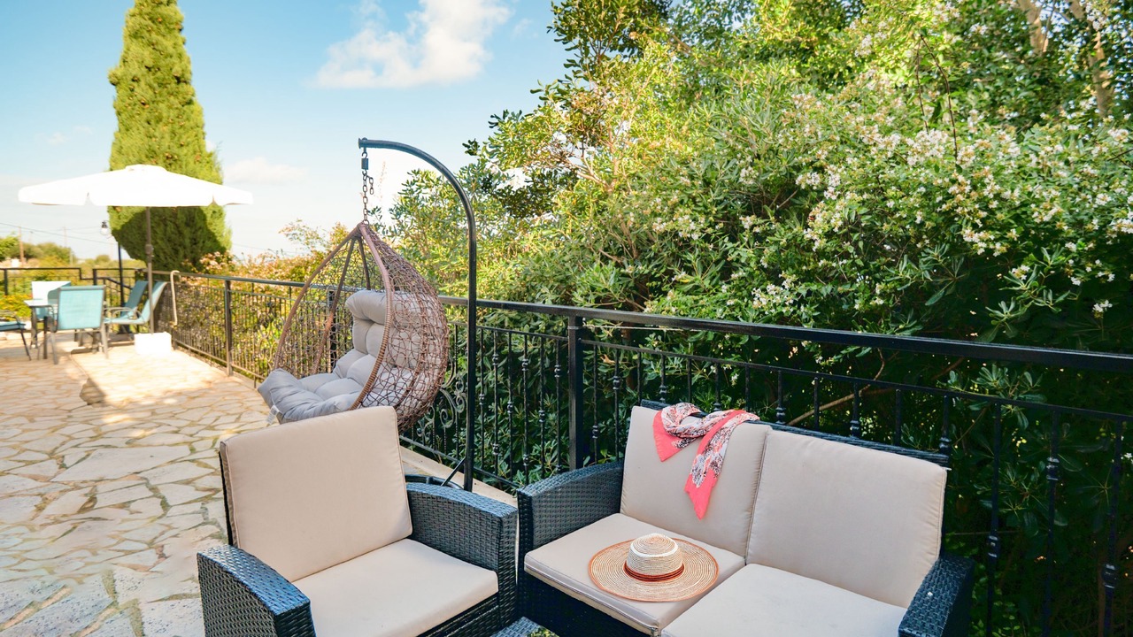 Photo of Patio Balcony in Katsarata