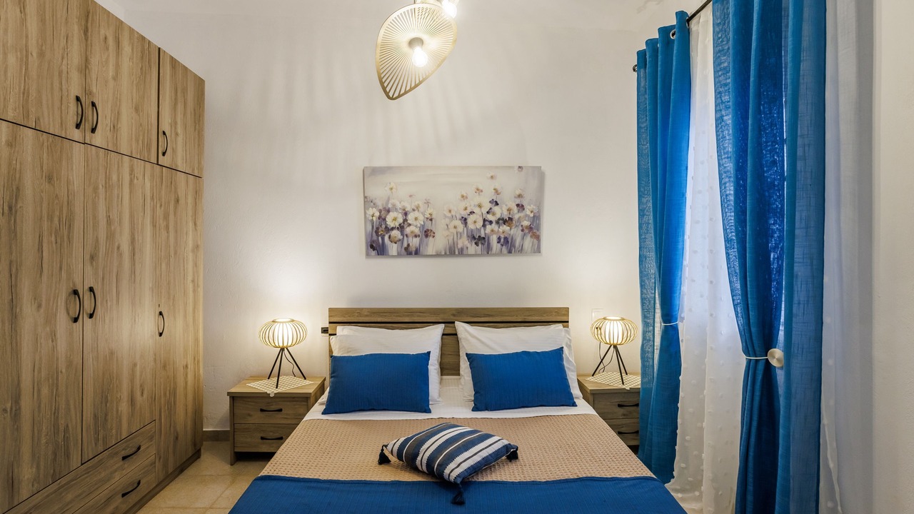 Photo of Bedroom in Glossa