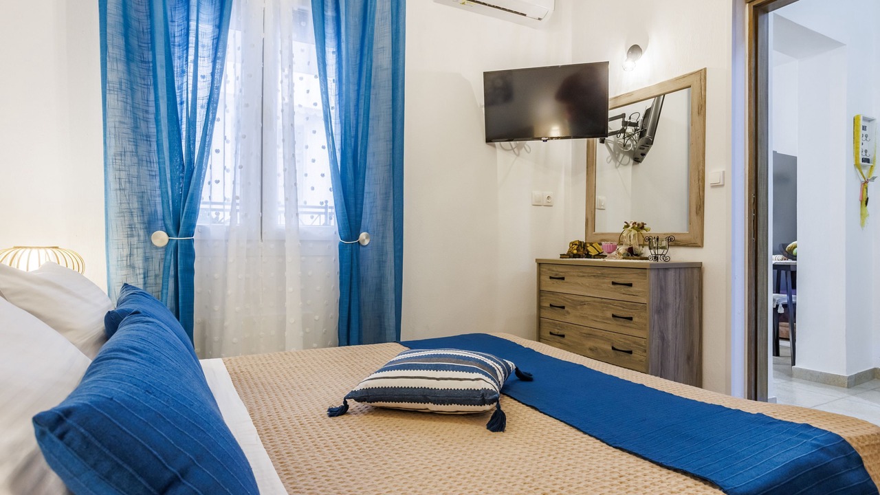 Photo of Bedroom in Glossa