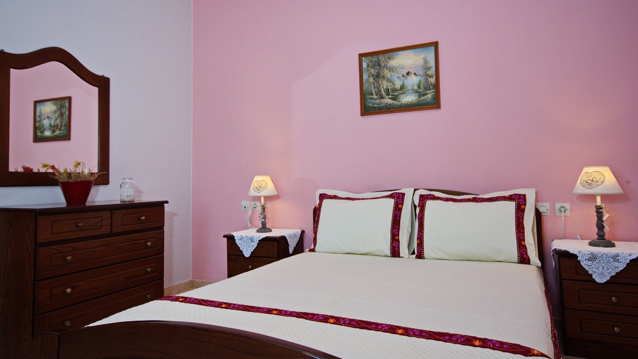 Photo of Bedroom in Votsi