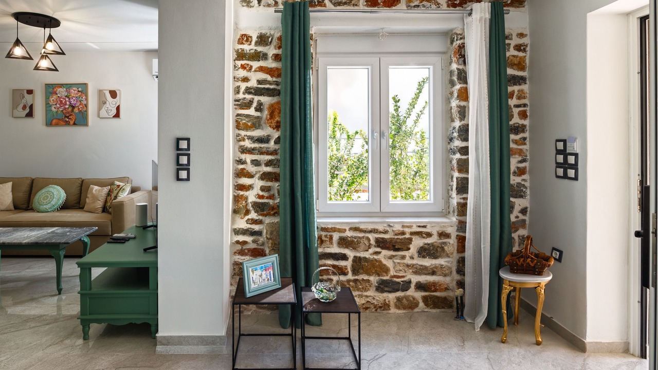 Photo of Livingroom in Volos City Centre