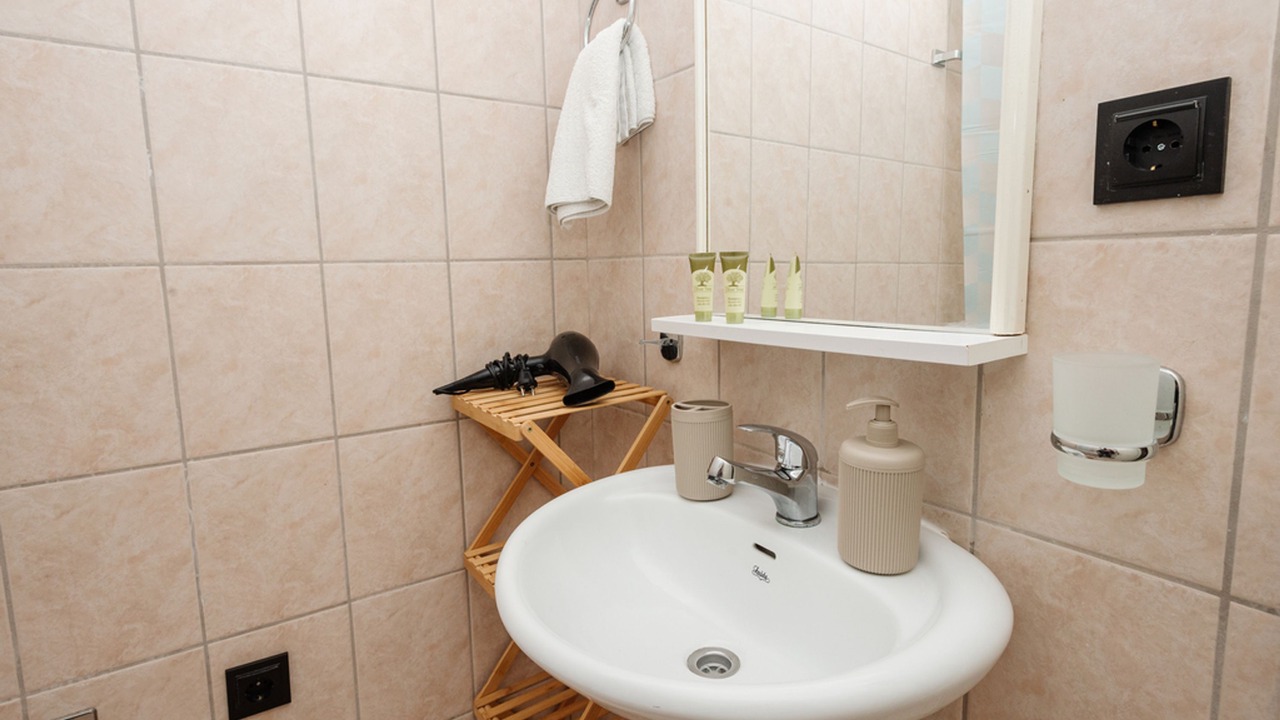 Photo of Bathroom in Perama