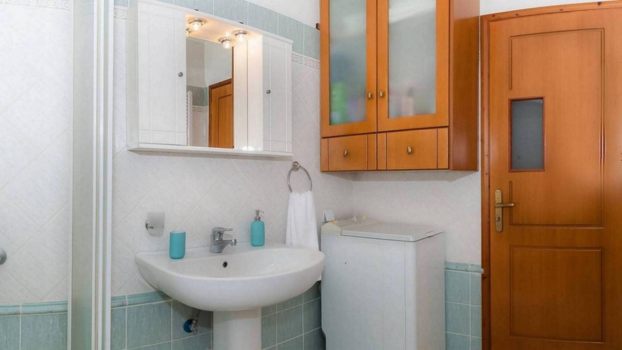Photo of Bathroom in Makhairoi