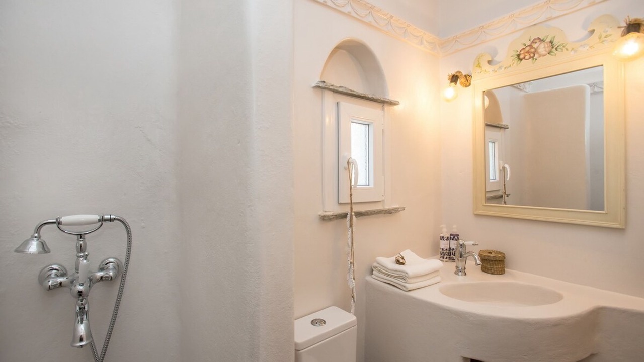 Photo of Bathroom in Tinos