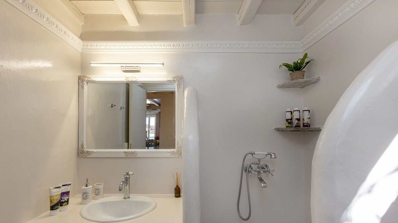 Photo of Bathroom in Tinos