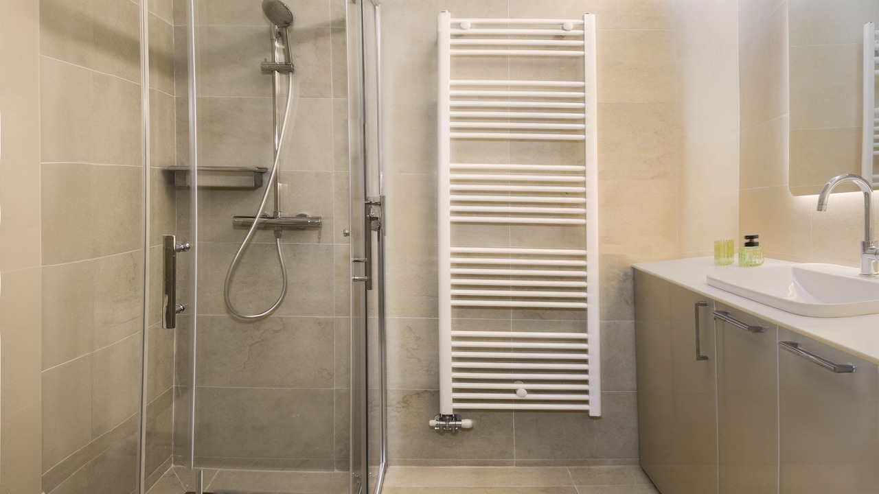 Photo of Bathroom in Volos City Centre