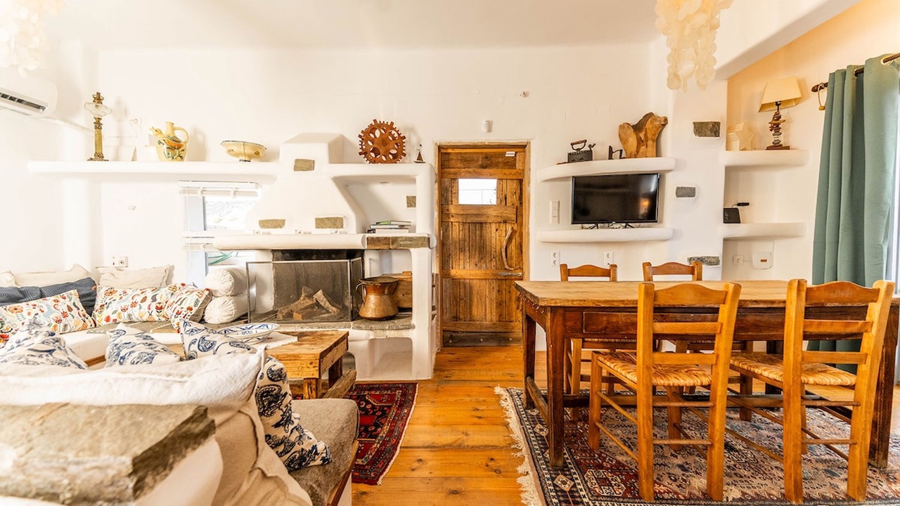 Photo of Livingroom in Limni Vouliagmenis
