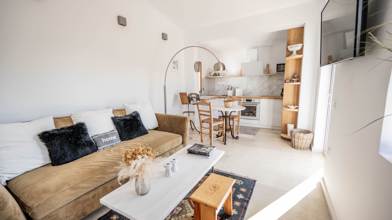 Photo of Livingroom in Limni Vouliagmenis