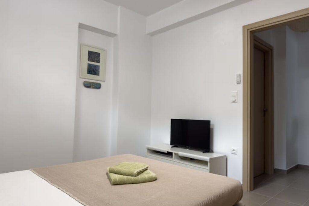 Photo of Bedroom in Milos