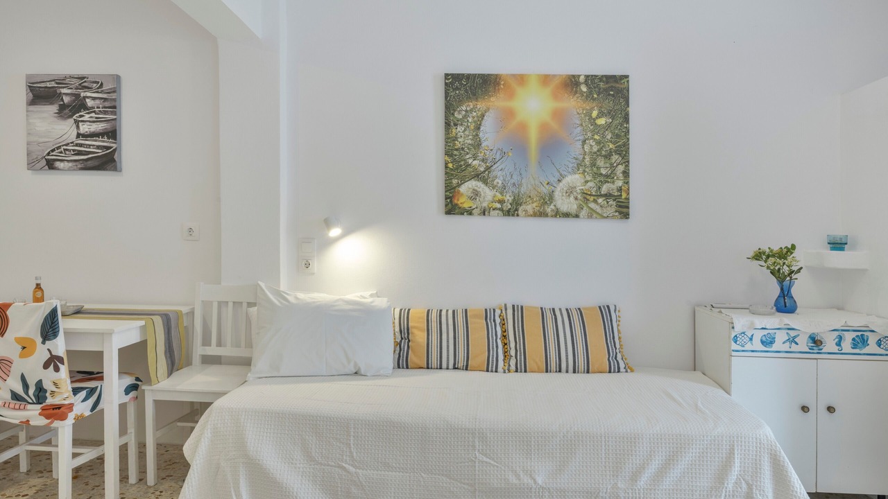 Photo of Bedroom in Katapola