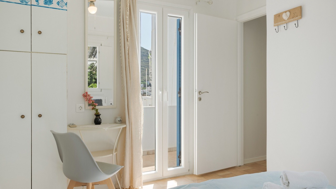 Photo of Bedroom in Katapola