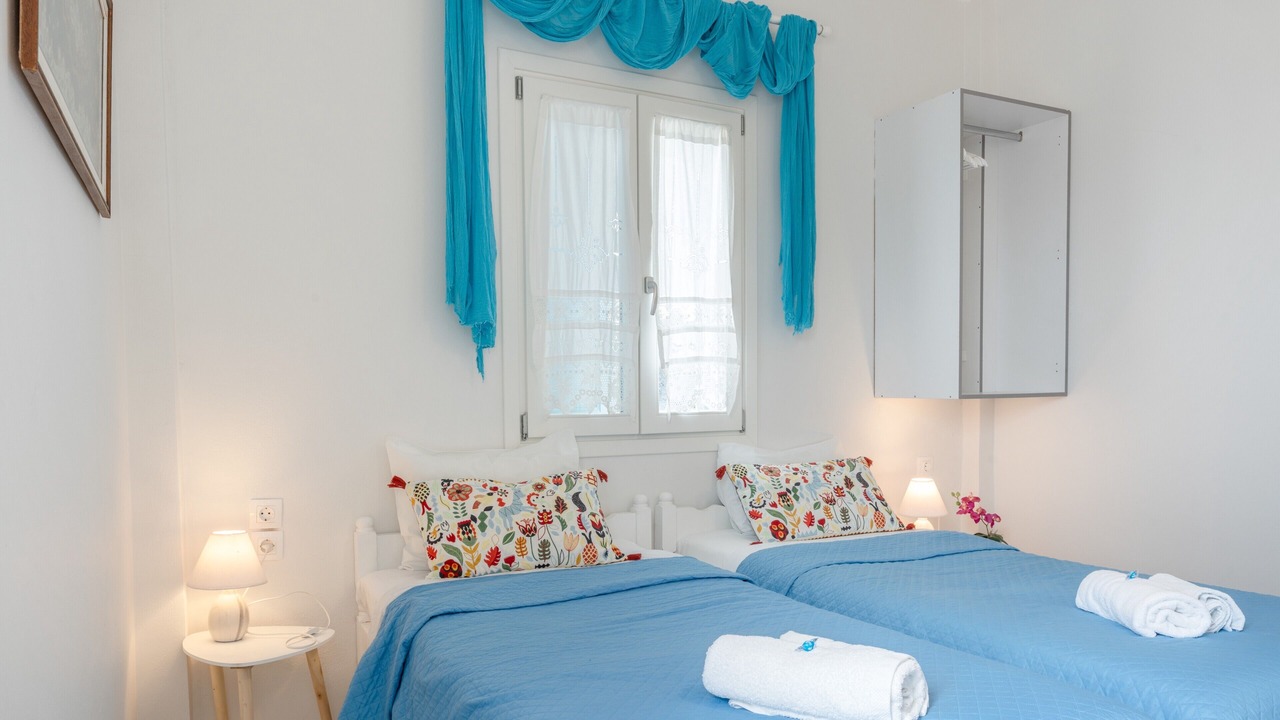 Photo of Bedroom in Katapola