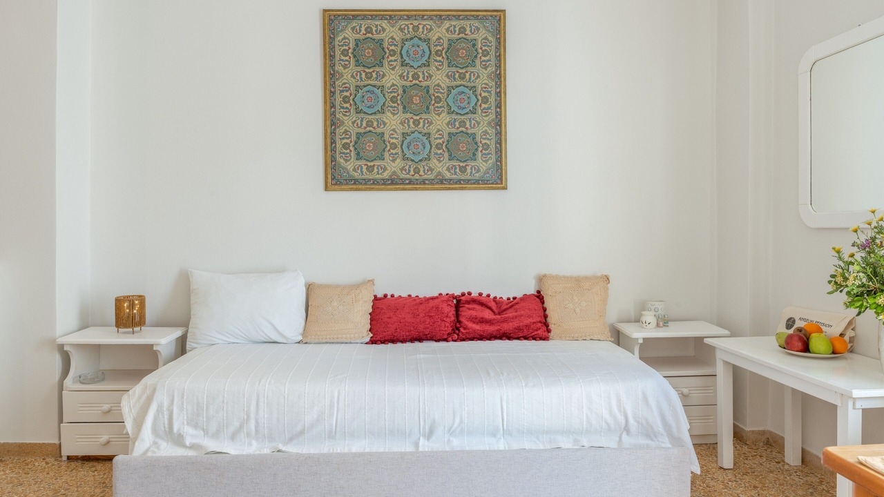 Photo of Bedroom in Katapola