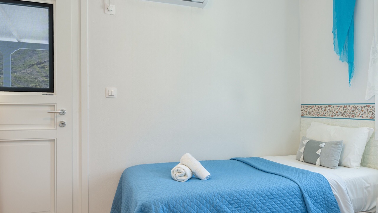 Photo of Bedroom in Katapola