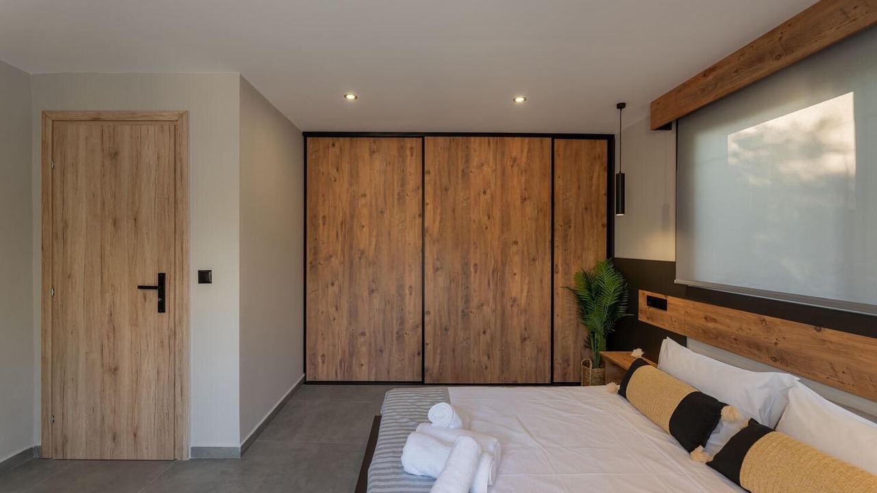 Photo of Bedroom in Lefktron