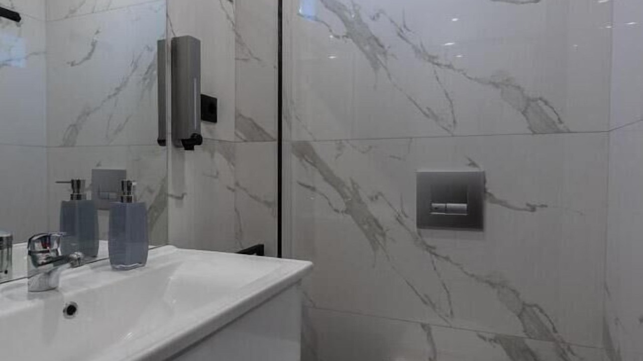 Photo of Bathroom in Lefktron
