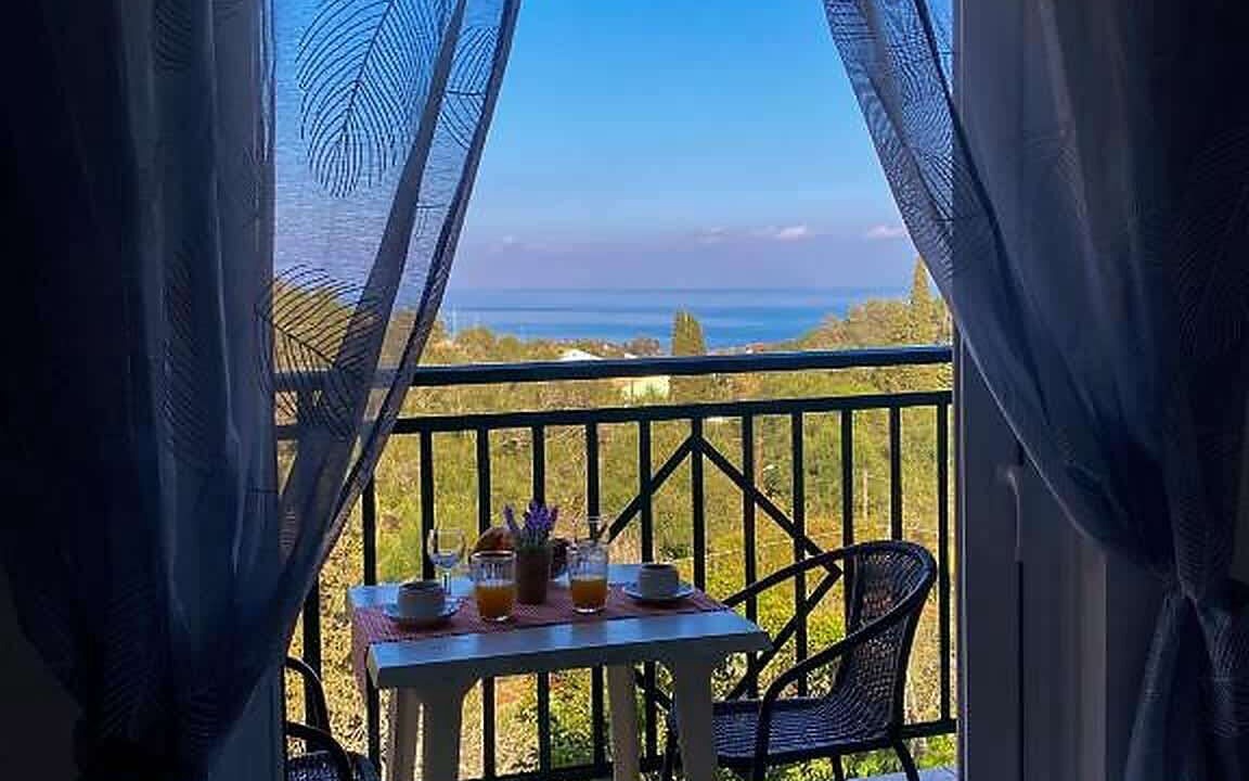 Photo of Patio Balcony in Notos