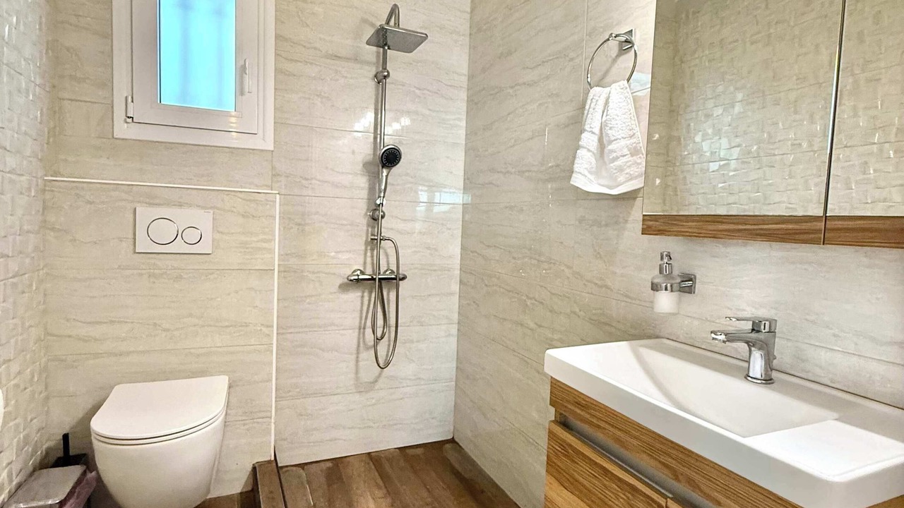 Photo of Bathroom in Kymi-Aliveri
