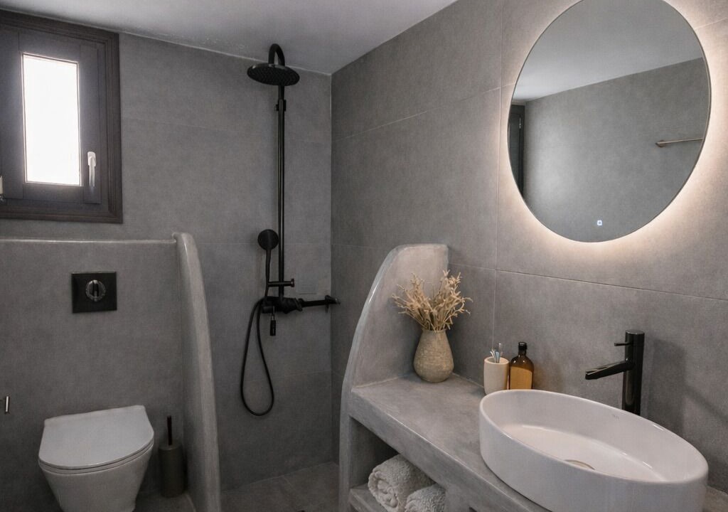 Photo of Bathroom in Exo Gonia