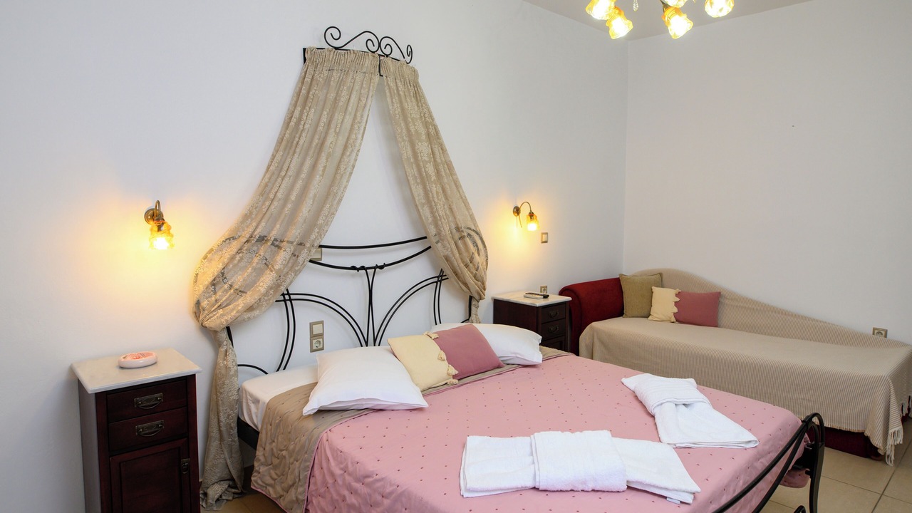 Photo of Bedroom in Aegiali