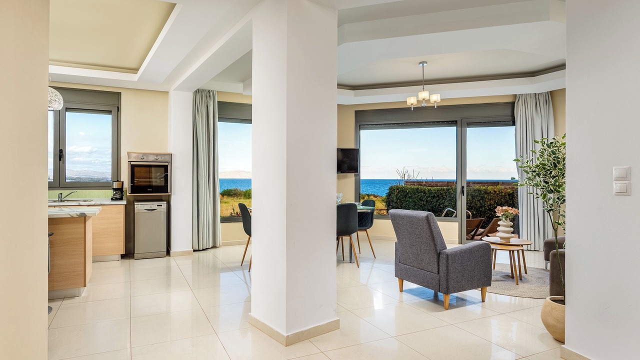 Photo of Livingroom in Lahania