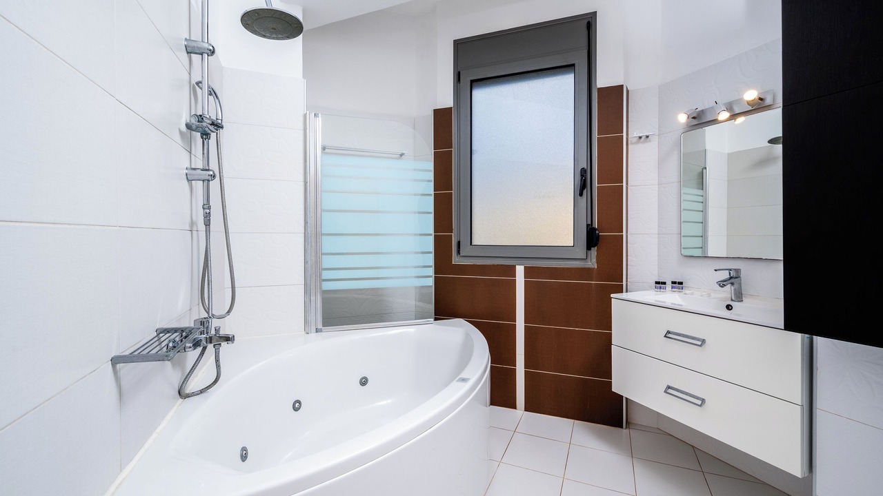 Photo of Bathroom in Lahania