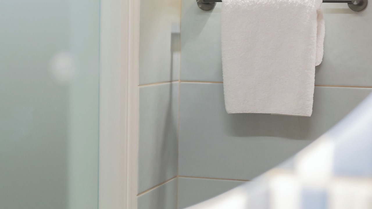 Photo of Bathroom in Katakolo