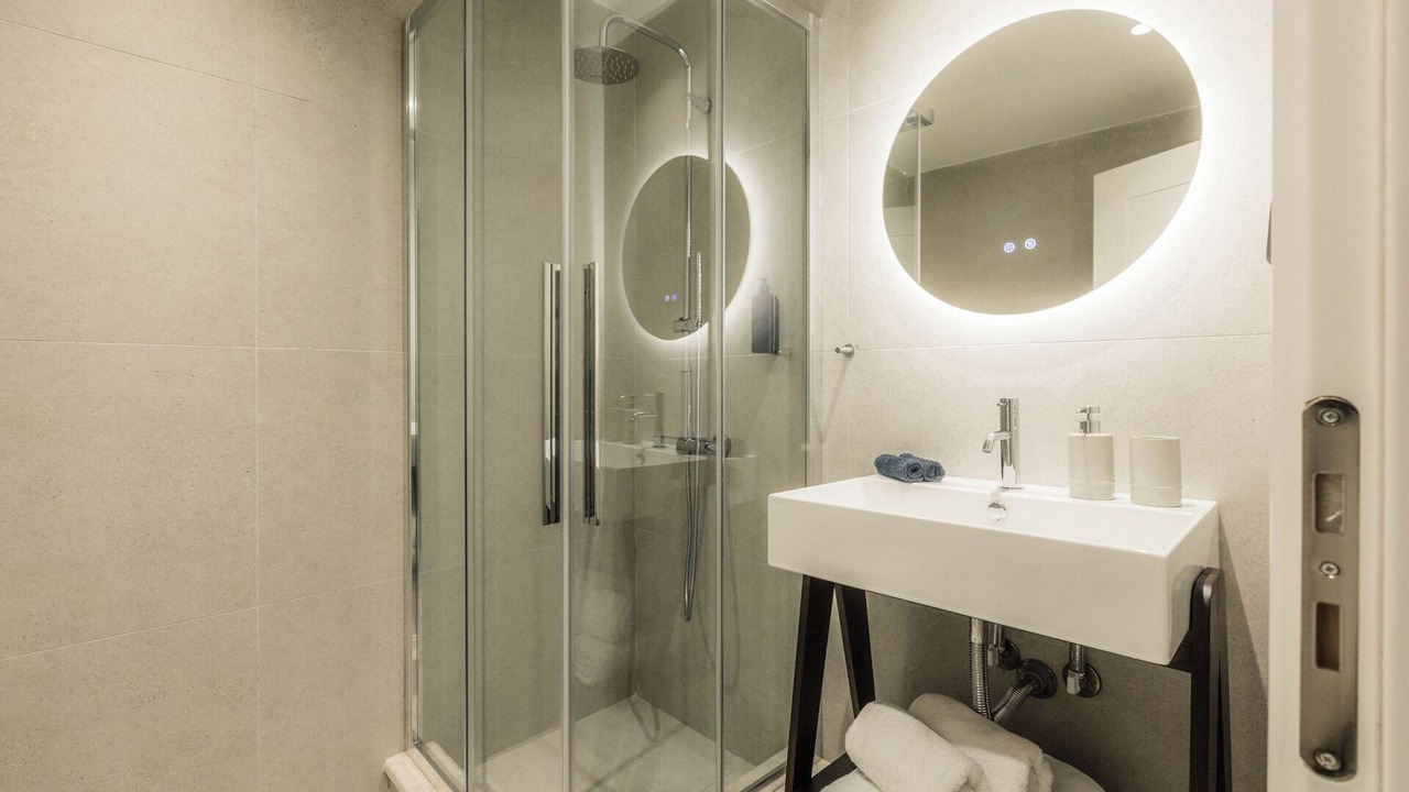 Photo of Bathroom in Limeni