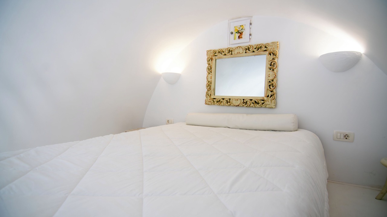 Photo of Bedroom in Akrotiri