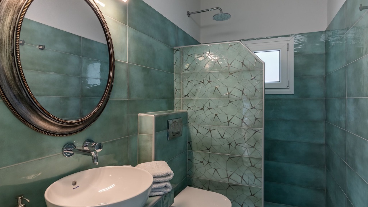 Photo of Bathroom in Alikias