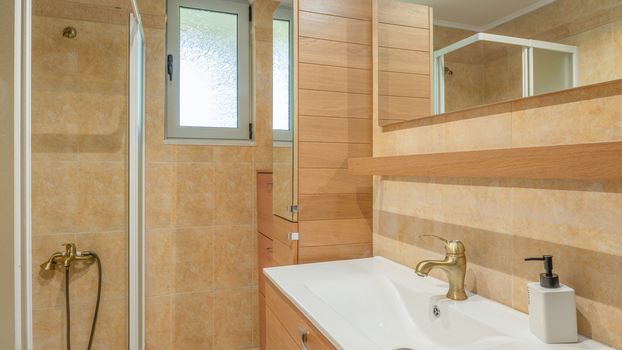 Photo of Bathroom in Valira