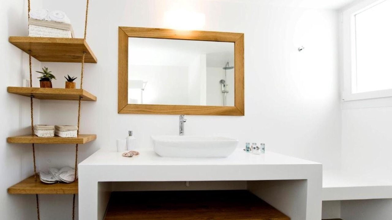 Photo of Bathroom in Milos